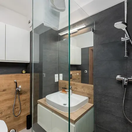 Cystersow Charming By Bookinghost