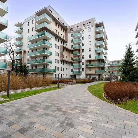 Cystersow Charming By Bookinghost *